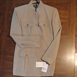 Elegant Beige Utility Jacket for Women